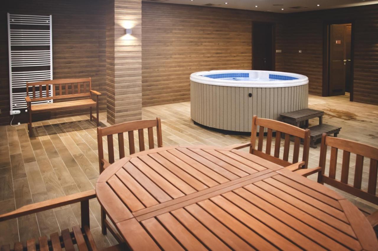 Apartman Rezidence Moser-Free Parking Garage Karlovy Vary Kültér fotó