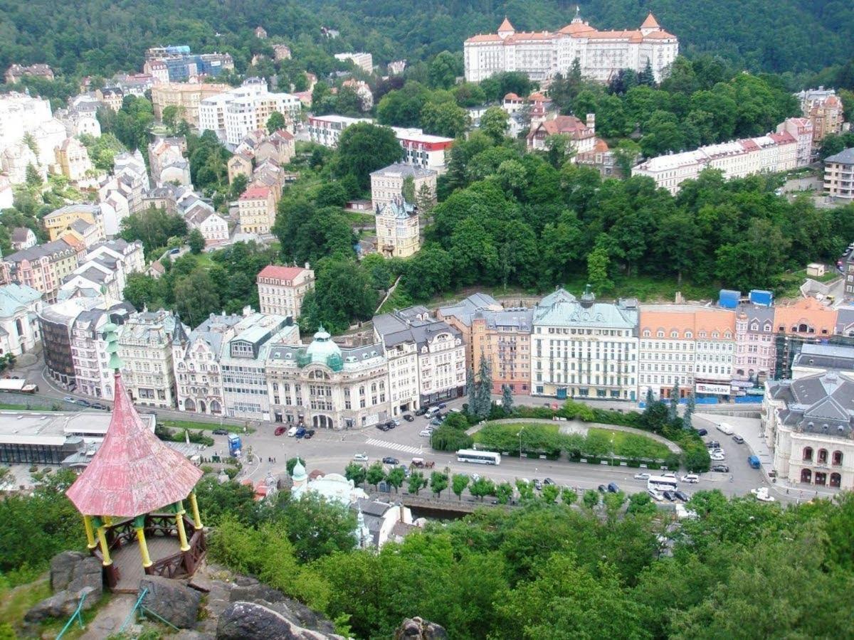 Apartman Rezidence Moser-Free Parking Garage Karlovy Vary Kültér fotó